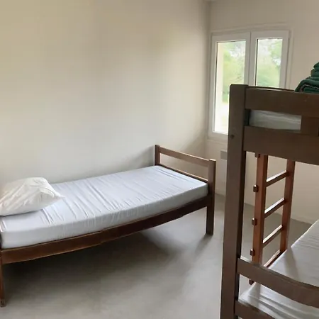 Salle Et Hebergements Montendre