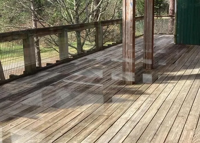 Salle Et Hebergements Montendre