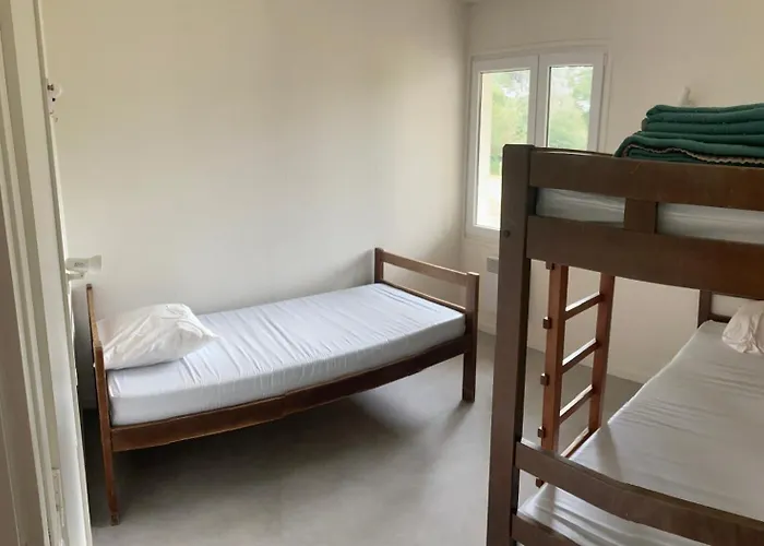 Salle Et Hebergements Montendre